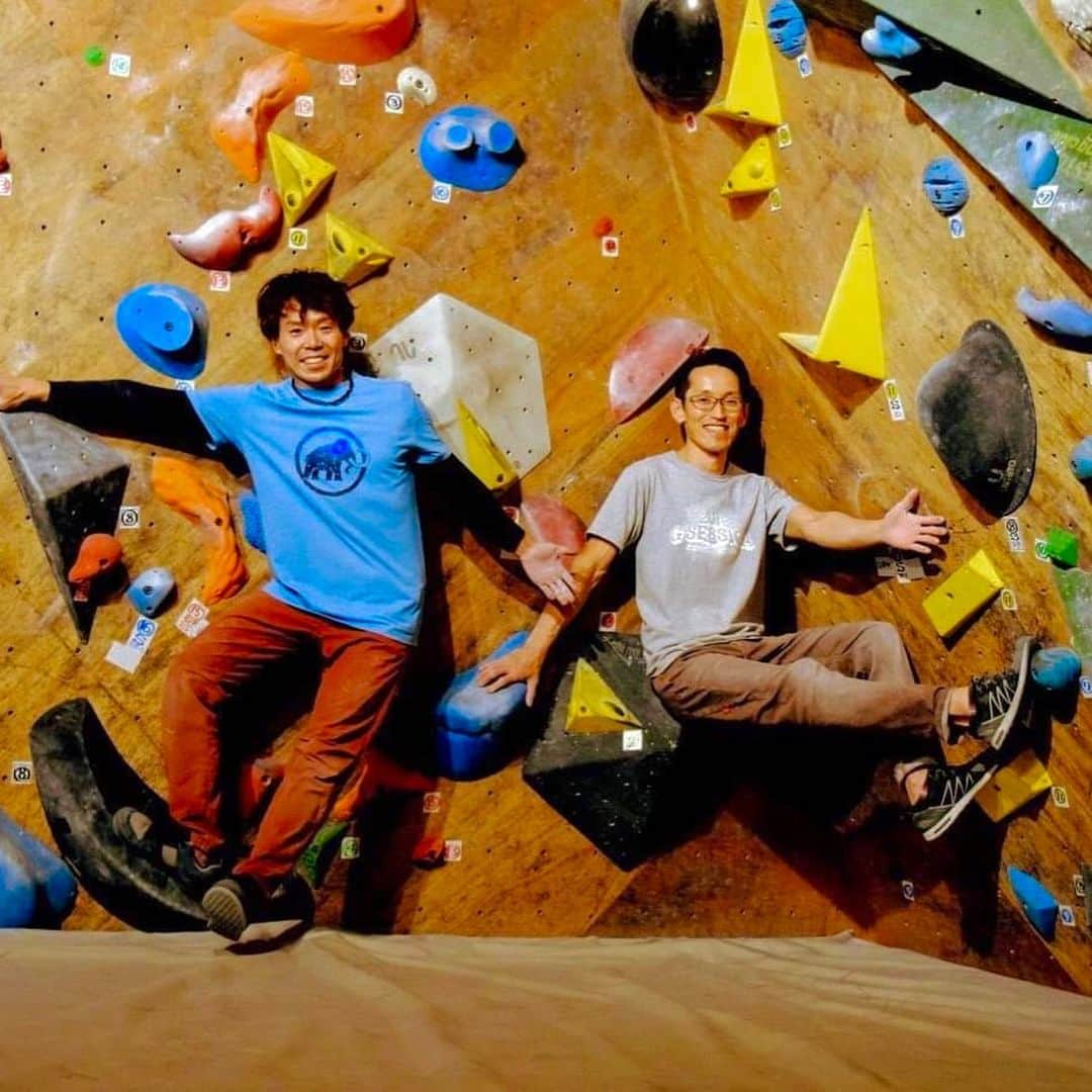 伊東秀和さんのインスタグラム写真 - (伊東秀和Instagram)「@limestone_climbing 🌈 旬の壁✨ゲストセッターとしてセットしてきました！ライムストーンでのセットは初✅ 4級から2段までセット！岩を登る方が多いという事で、そのあたりも意識してセットしました✨登る事で調子上がるはずです⤴️👋 特に3級、2級あたりは充実してますよ！保持系からダイナミック＆テクニック系まで、ラスト一手まで気が抜けずに楽しめるはずです💥😁自分の課題はスタートにサイン入れてます！ 1ヶ月期間限定の旬の壁🌟昨日からスタート！楽しんでくださいね🌈 @orientalbio1991 @mammut_japan @camp1889 @skya_cs_sports_tv  #ライムストーンクライミングクラブ #旬の壁 #ヒデスク #climbing #lesson #bouldering #boulderinglife #enjoy #training #成長 #緊張の一手 #楽しんで #期間限定」2月5日 17時28分 - hide9a2019