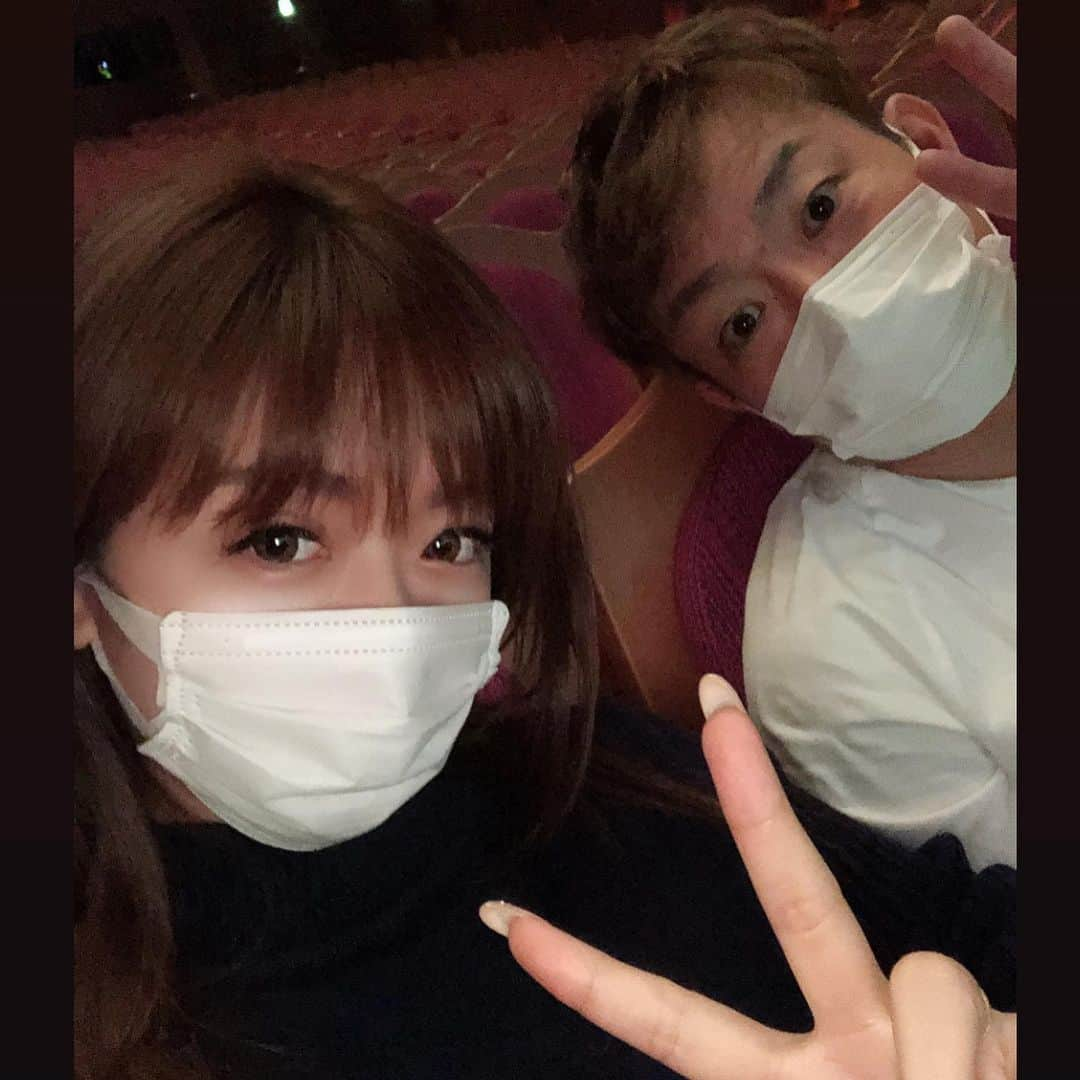 野崎鮎さんのインスタグラム写真 - (野崎鮎Instagram)「とーっても広い会場で歌わせていただいております♡ これから2部始まるよー♡ #大田区  #大田区民ホールアプリコ  #ものまね #ものまねライブ #live #栗田貫一 #クリソッツ #営業」2月5日 17時56分 - ayu_nozaki