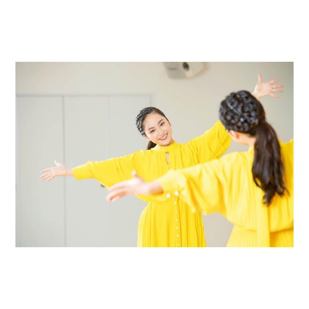 平祐奈さんのインスタグラム写真 - (平祐奈Instagram)「社交ダンスをやってみたいら‼︎💃 Yuna☆Tubeが更新されたよ！ ぜひみってっね。 #チャレンジyunatube」2月5日 18時43分 - yunataira_official