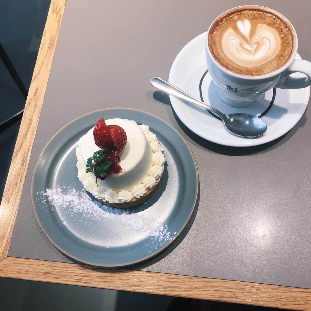 安田愛音のグルメインスタ