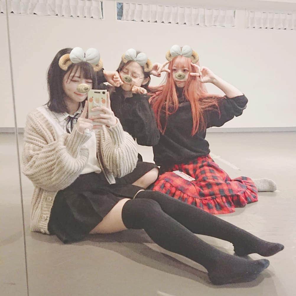 空野青空さんのインスタグラム写真 - (空野青空Instagram)「. . #ARCANAPROJECT レッスンにいってきたよ〜🐻💕 試行錯誤しながらぼんぼったっ！！！ヽ(*ﾟωﾟ)ﾉ⤴️⤴️(えらい) . 次のライブも楽しみなのだ〜(＾ω＾)♡♡ . 📝2/14（金）in 品川プリンスクラブex https://www.aonyan.com/posts/7657986?categoryIds=933147 前売チケット発売中〜🎫 . . #あおにゃん #空野青空 #アルカナプロジェクト #Lantis #ランティス #ディアステージ #ディアステ #aonyan #aoneko #ハナハナ #うーちゃん #レッスン #あおべべ #インポートファッション #GRL #グレイル #韓国ファッション #ニーソ #ニーハイ」2月5日 20時59分 - ao__sky