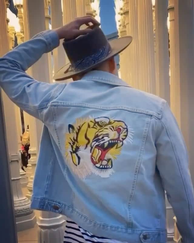STYLE4GUYSのインスタグラム：「Wear @FashionNovaMEN and make a statement 💥 Head to @FashionNovaMEN to cop the latest arrivals 👈 #FashionNova FashionNovaxPartner #NovaMEN」