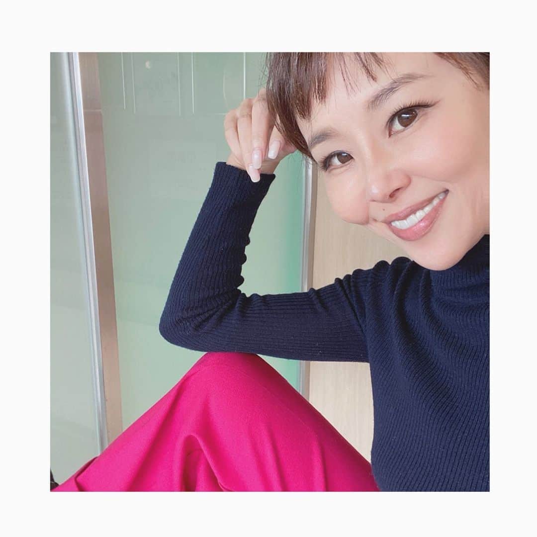 金子エミさんのインスタグラム写真 - (金子エミInstagram)「おはようございます！ さあ！ 今日はどうなるか？ ではなく… 今日はどうするか？ が大切ですね！ #朝に思うこと」2月6日 7時29分 - emikaneko1114