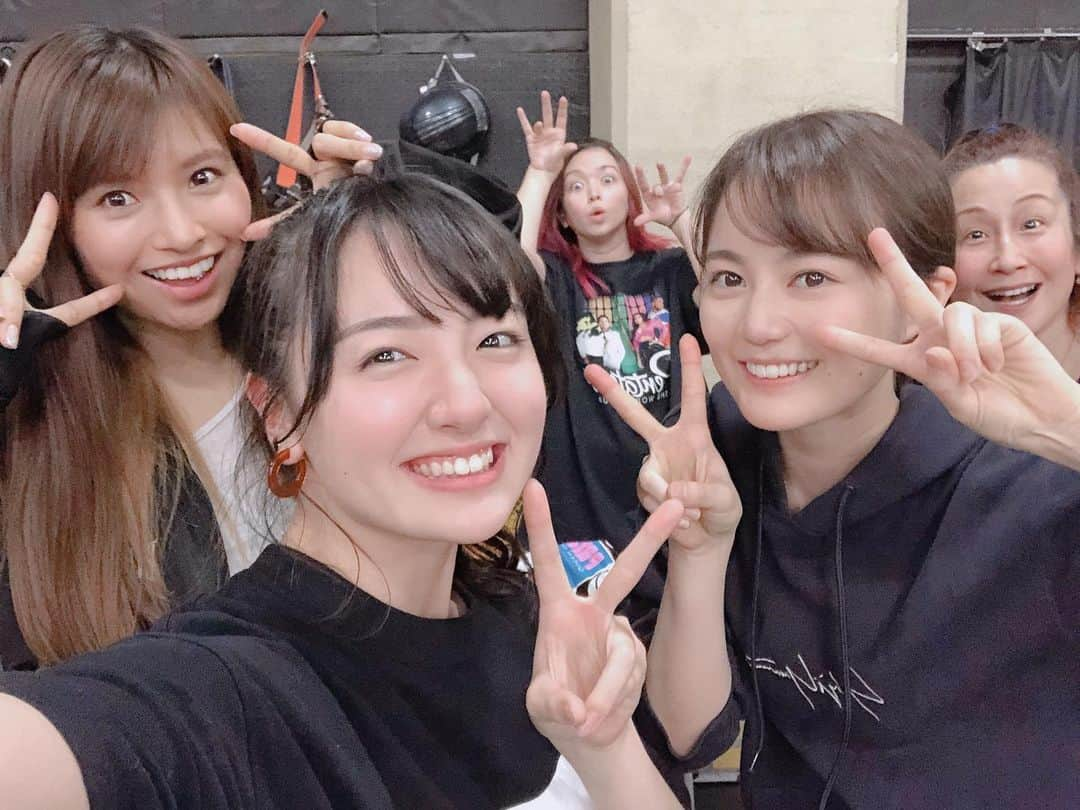 MARIA-Eさんのインスタグラム写真 - (MARIA-EInstagram)「﻿ ‪本日もお稽古お疲れ様でした〜❣️‬﻿ ﻿ ﻿ ‪#ホイッスルダウンザウィンド‬﻿ ‪#WDTW‬」2月5日 22時54分 - maria.eeee