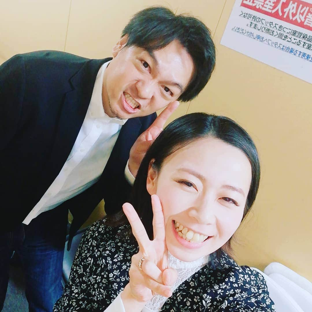 畠山智妃さんのインスタグラム写真 - (畠山智妃Instagram)「先日、ちゃき＆さいトークvol.6してきましたー❤  久々のステージはさいこーでした🤗  さいとうさんともお話出来て楽しかったですし、お客様はみんな温かいし幸せでした🤗  わたしは、これからも何があっても、細ーく長ーくステージに立ち続けていきたいんだなーとつくづく思いました✨  ステージちゃんとそんな長い付き合いになりそーなのも、、、 悪くないよね🤭  いつも皆様ありがとうございます✨  次回のステージは、 2/24❗どうぞよろしく🤭」2月5日 23時12分 - chaki_wooper