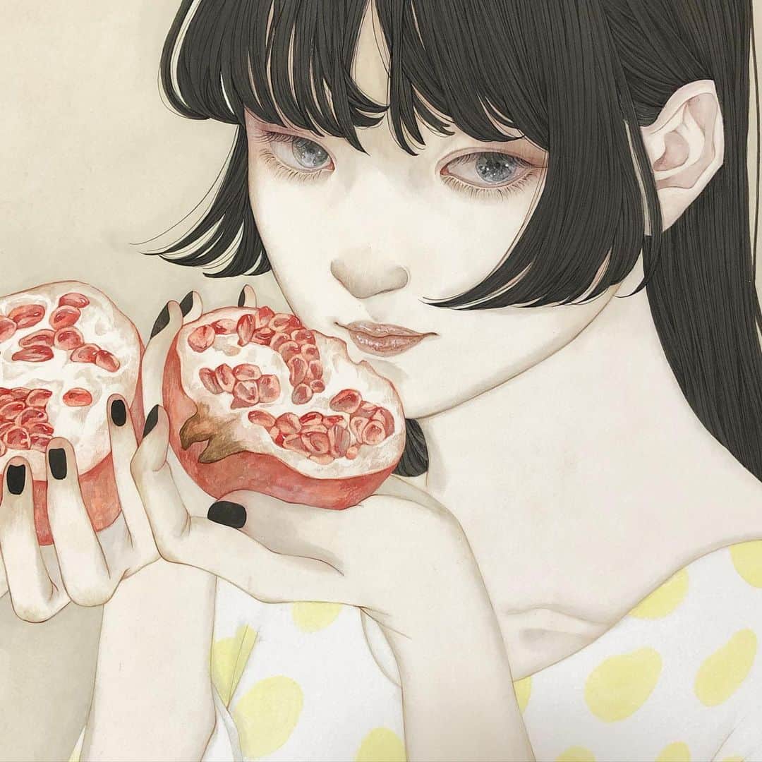 佐久間友香のインスタグラム：「detail 麻紙に墨、岩絵具 natural mineral pigments, Japanese ink ,on hemp paper . #illustration #art#japanesepainting#日本画#イラスト#アート#絵」