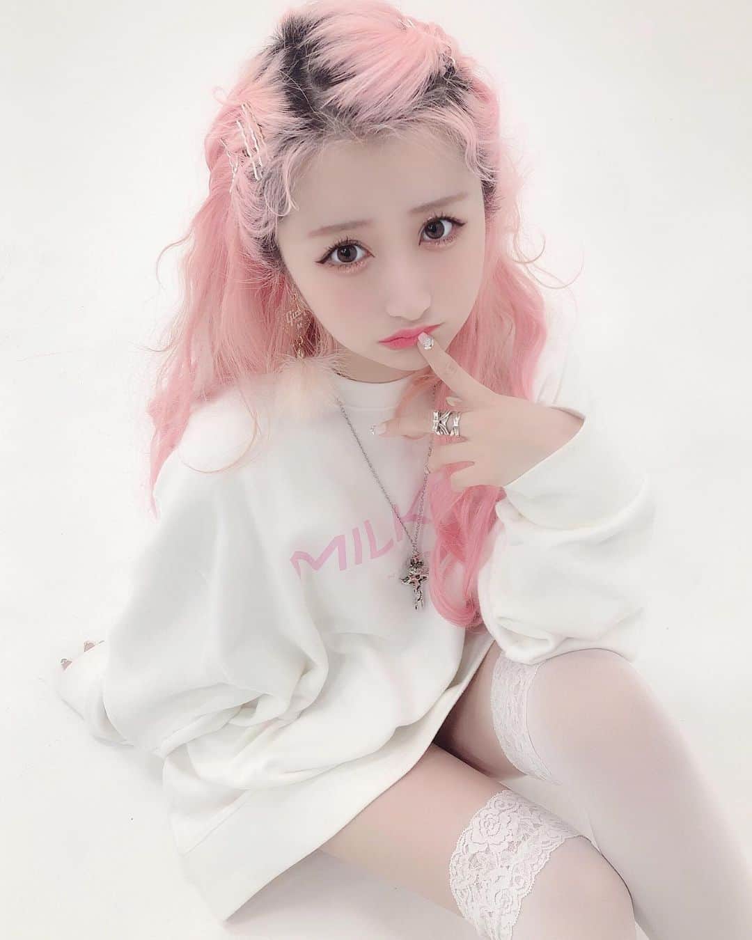 胡桃兎愛のインスタグラム：「甘め胡桃❤︎」
