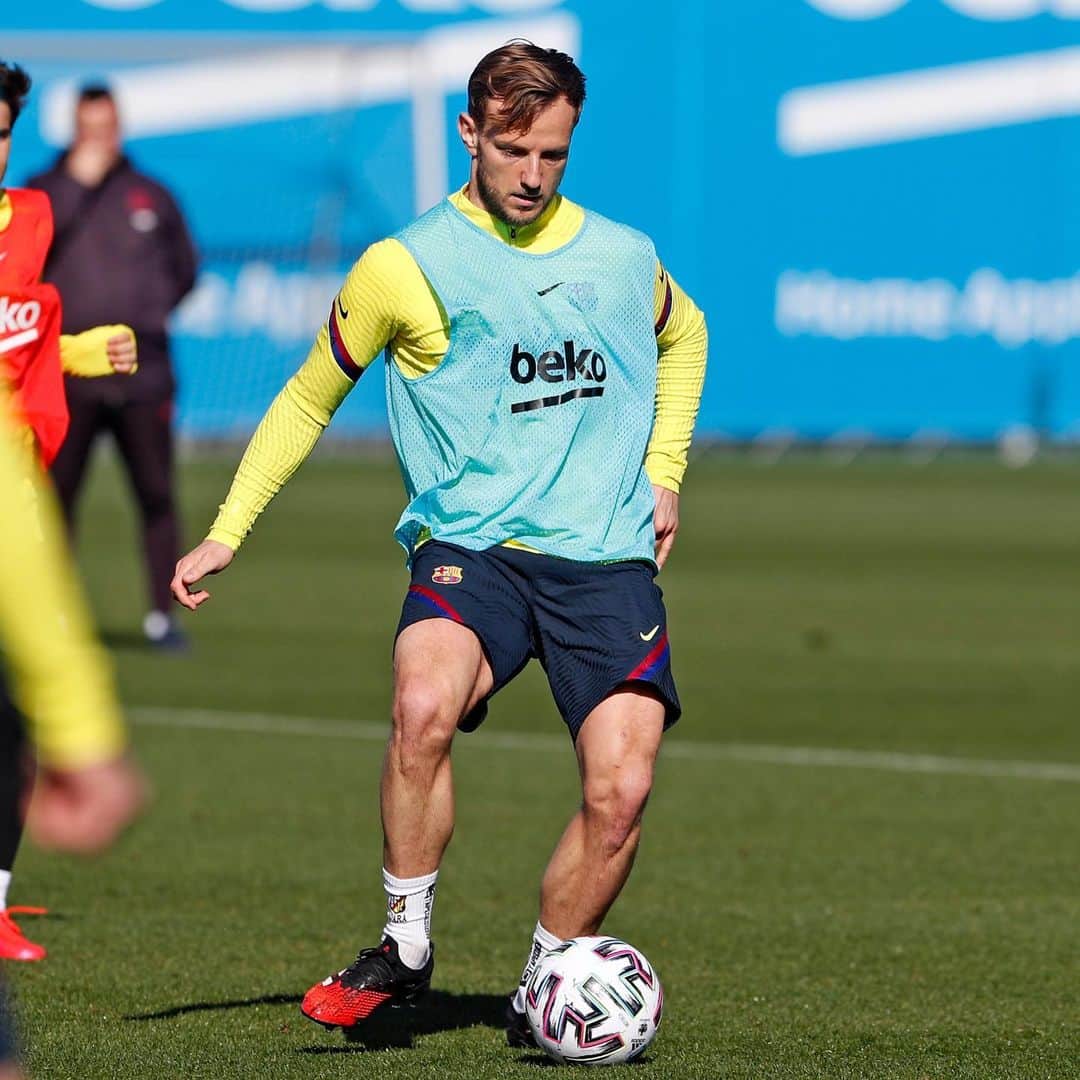 のインスタグラム：「#copadelrey is coming.🙌💪⚽️」