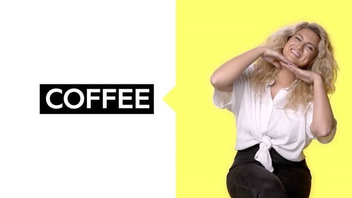 トーライ・ケリーのインスタグラム：「had so much fun breaking down “coffee” w/ @genius🌟✨ can’t wait to get out on the road & talk through the whole album w/ you guyssss!! 1 more month til the #InspiredByTour starts in the UK!!」