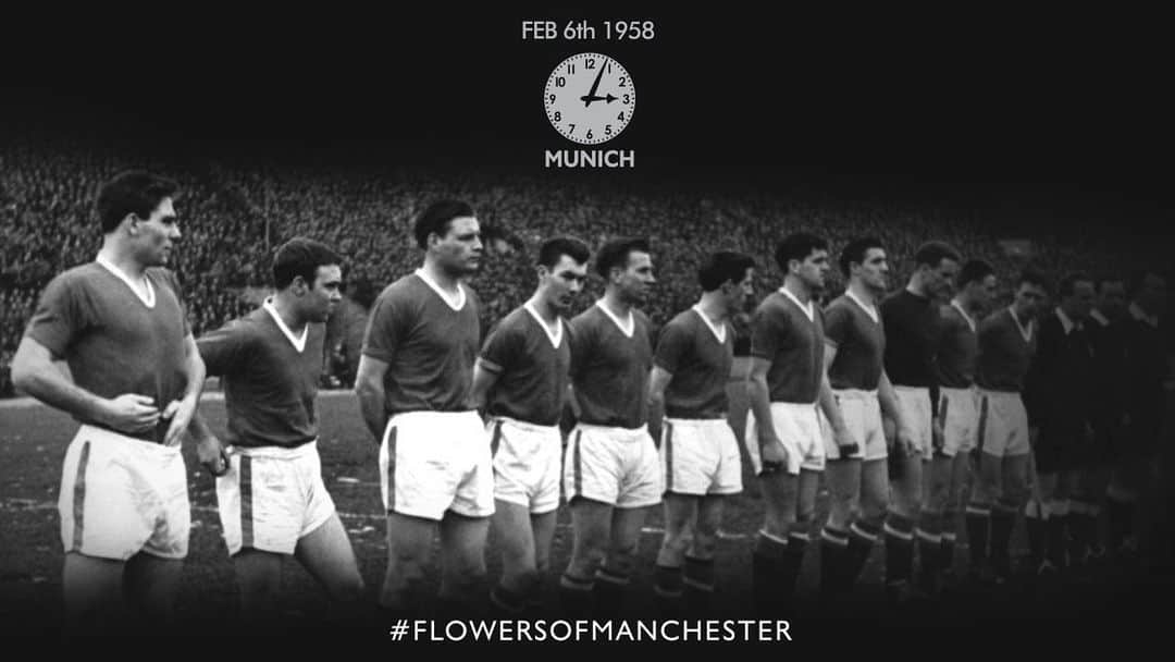 リヴァプールFCさんのインスタグラム写真 - (リヴァプールFCInstagram)「The thoughts of Liverpool Football Club are with all those affected by the Munich air disaster. 62 years ago today, but never forgotten.  #FlowersOfManchester」2月6日 16時22分 - liverpoolfc