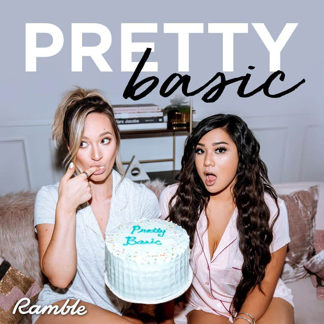 アリーシャ・マリーさんのインスタグラム写真 - (アリーシャ・マリーInstagram)「we back b*tches ♡  ps..new @prettybasicofficial podcast episode is out now!! we got a cute lil makeover for season 2 hehe tag ur bff who needs to listen 💞🌴🎧 #prettybasic #bff #bestfriends #podcast」2月6日 8時32分 - alisha