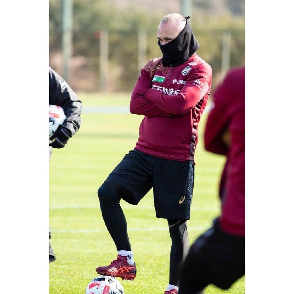 アンドレス・イニエスタさんのインスタグラム写真 - (アンドレス・イニエスタInstagram)「❄️🥶」2月6日 8時39分 - andresiniesta8