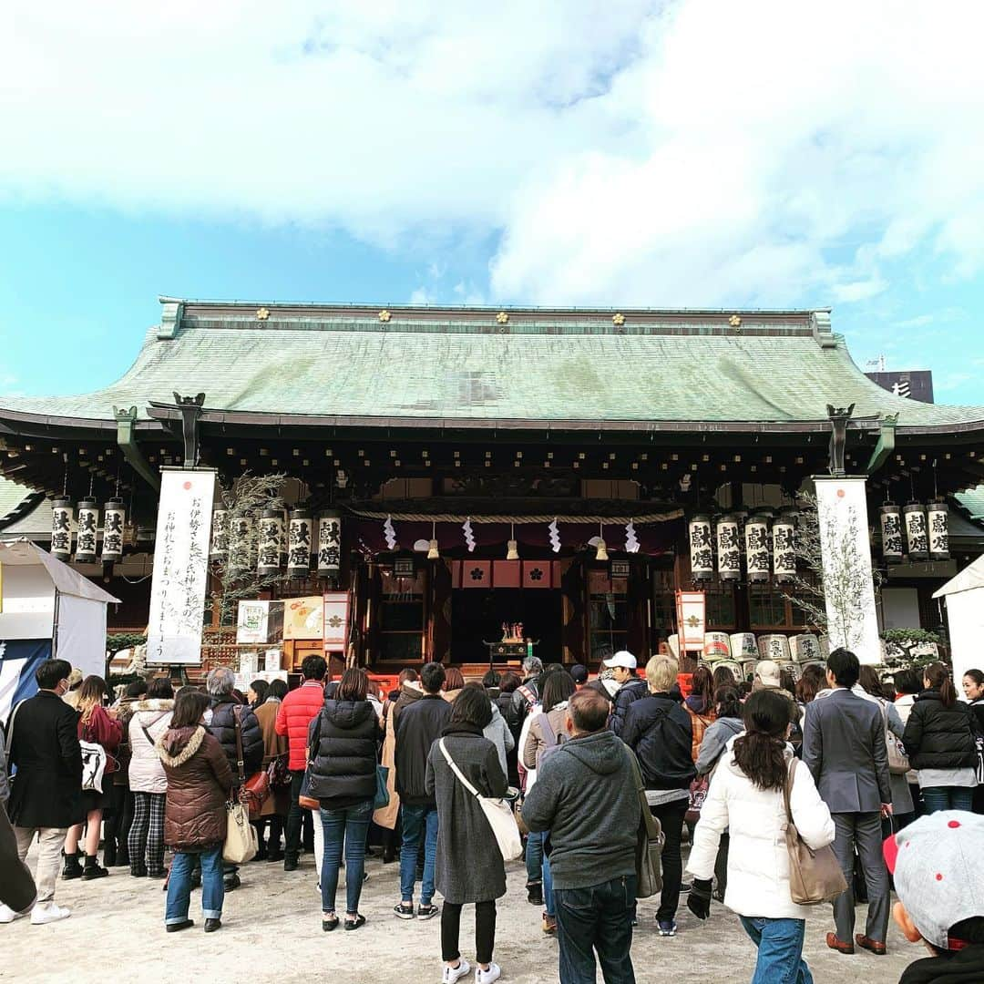 滝元吏紗さんのインスタグラム写真 - (滝元吏紗Instagram)「大阪天満宮🙏✨ 初めての有馬温泉🌸 炭酸煎餅って食べたらシュワシュワするのかと思って いただきましたが、そうではないのですね🤣」2月6日 8時52分 - lisatakimoto