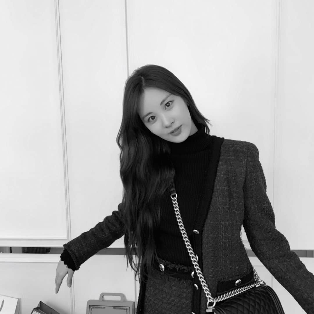 ソヒョンさんのインスタグラム写真 - (ソヒョンInstagram)「Lovely day🖤」2月6日 9時23分 - seojuhyun_s