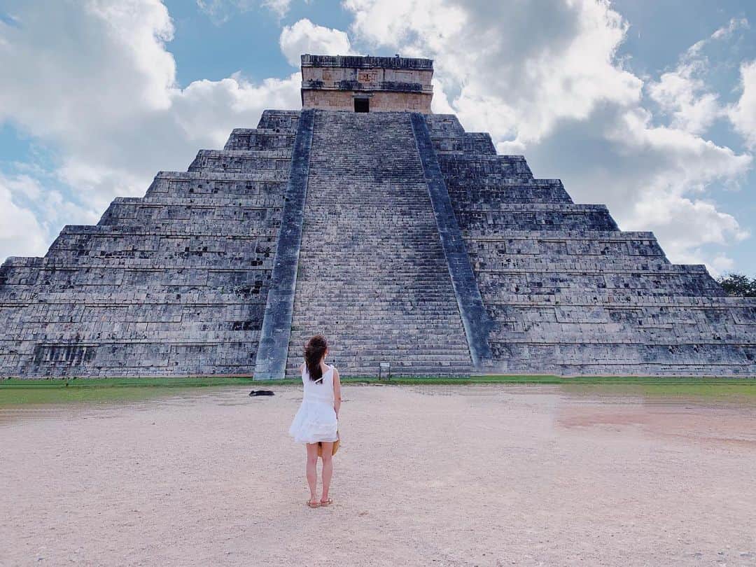 関根理紗さんのインスタグラム写真 - (関根理紗Instagram)「マヤ感じてる。 チチェンイッツァ遺跡🇲🇽 #チチェンイッツァ #mexico #cancun #chichenitza #maya #アースしてる　#わたしの旅写真が息しだす」2月6日 11時58分 - sekine.risa
