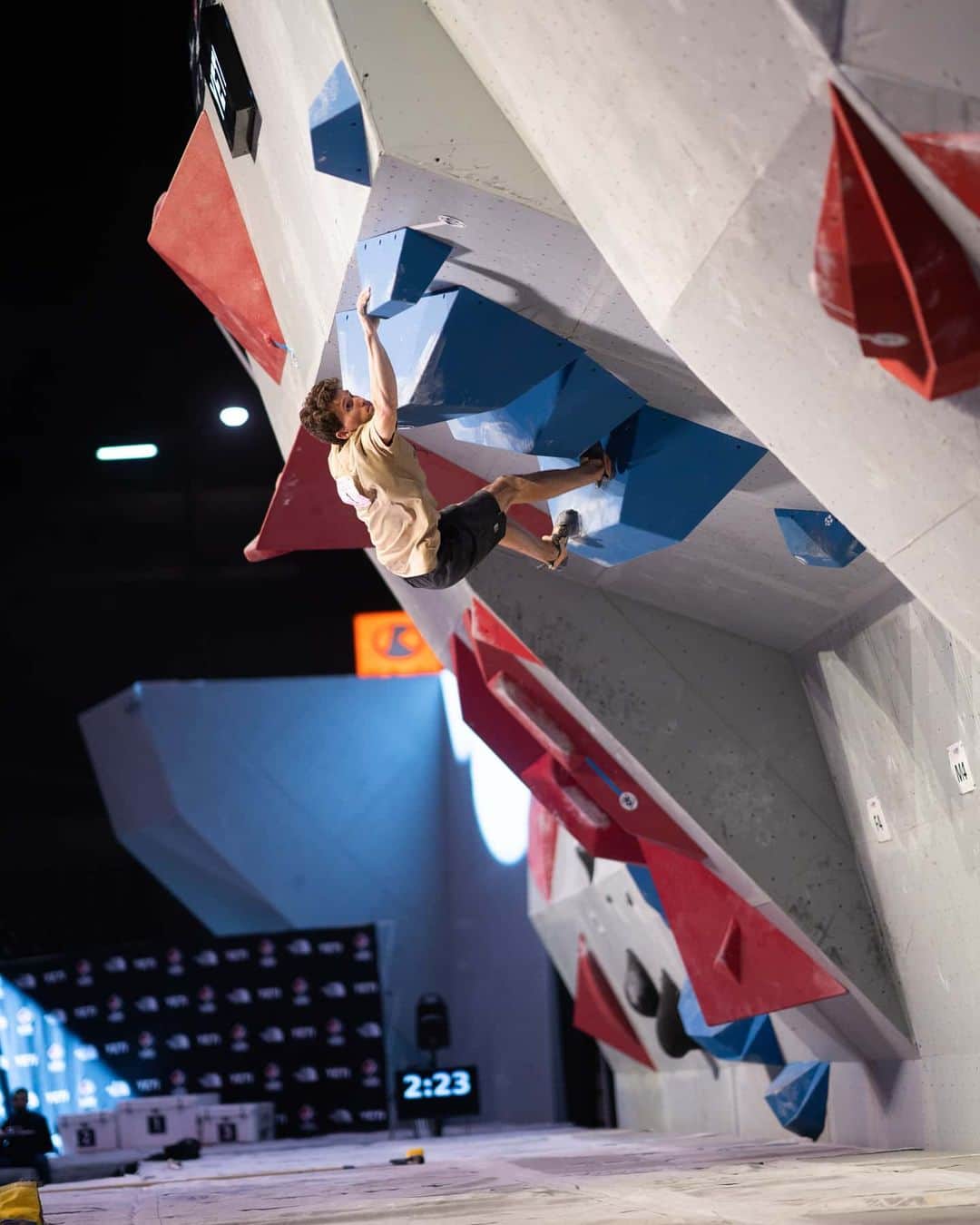 ナサニエル・コールマンのインスタグラム：「Last weekend went well. I found my zone, climbed my best, and finished the night with my 4th Bouldering Title😁 National competitions are always exciting, but what was cool for me at this one was reflecting on all my previous Nationals, seeing the similarities and also everything that made this time unique.  Shout-out to @nataliaclimbs , who was consistent throughout the season, and capped it off with her first Open Bouldering title.  Setters, nicely done. The finals round was a step in the right direction. I gave every bit of energy I had left to that 4th boulder, and it felt AMAZING. Thank you for that opportunity 👊 I can't remember the last time I was so destroyed after a competition!  Lastly, very stoked for my boy @hanna_smash taking 3rd! He works hard as hell and cares more than most, and I was happy to see it pay off when it matters. Psyched to tour some WC's with you this year.  #worthprotecting  Photos by @gajdaphotography and @lukewebstr P. S. I FINALLY won a Yeti cooler. You would not believe how many times I've taken second with a cooler on the line😂」