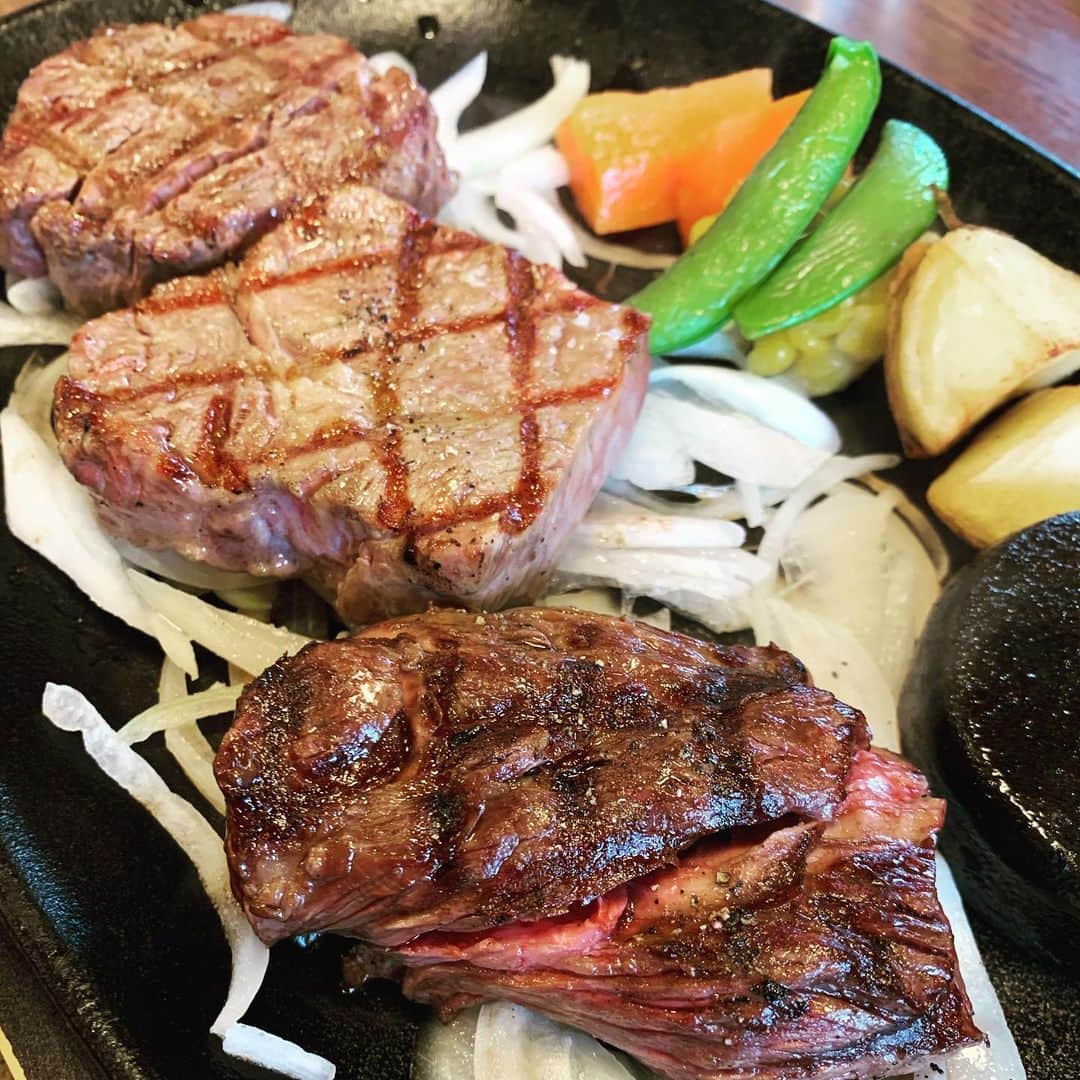 ノブ横地のグルメインスタ