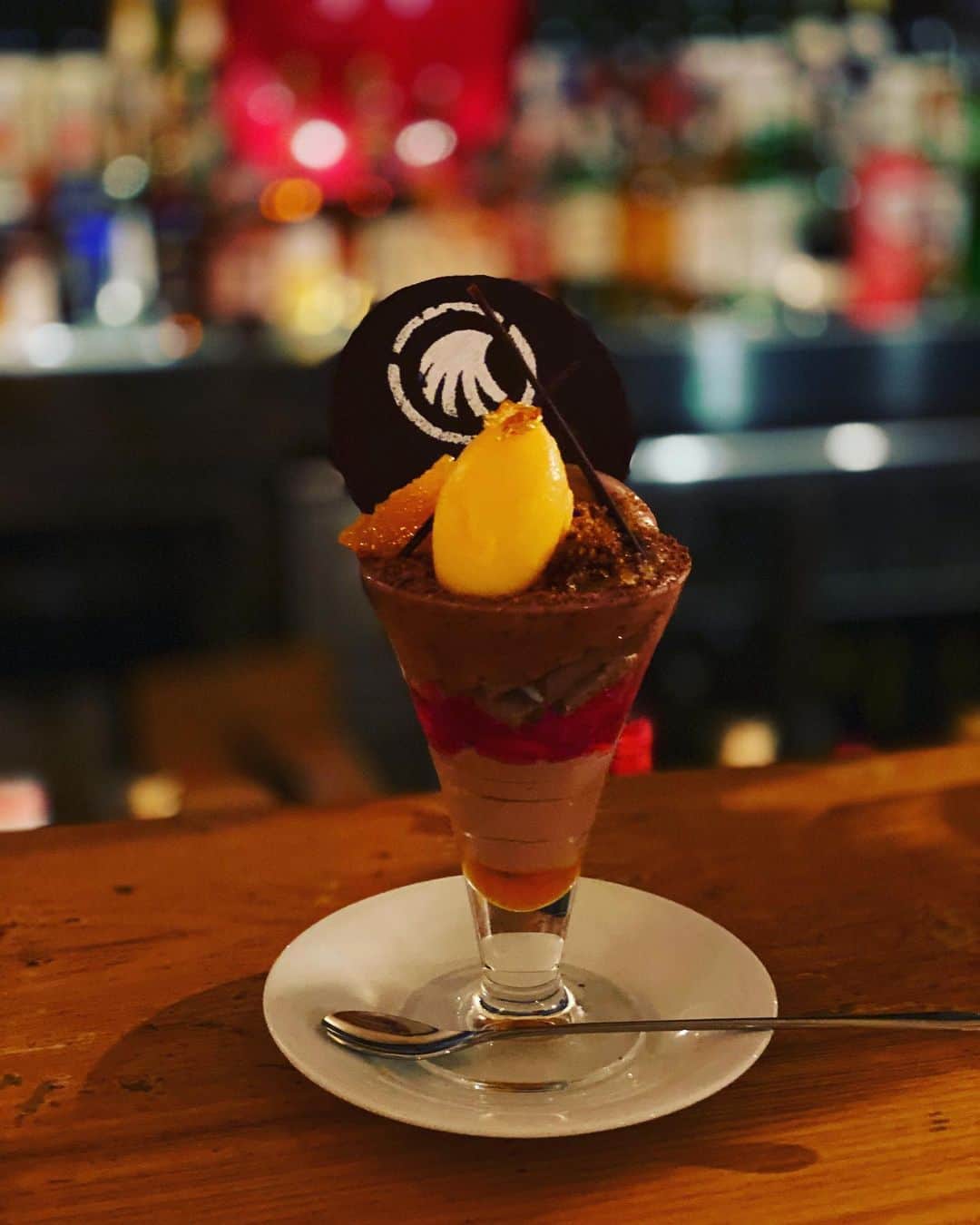 The Barn by Odinのインスタグラム：「✴︎ “THE BARN PARFAIT”  5 dishes only for one day.🍨 Why don’t you have some desserts to call it night ? <BAR TIME🥃> 21:00~23:00 We prepare some desserts and drink.  #nisekorestaurant#hokkaodo#nisekodining#ski#niseko#hirahu#barn#thebarn#thebarnbyodin」
