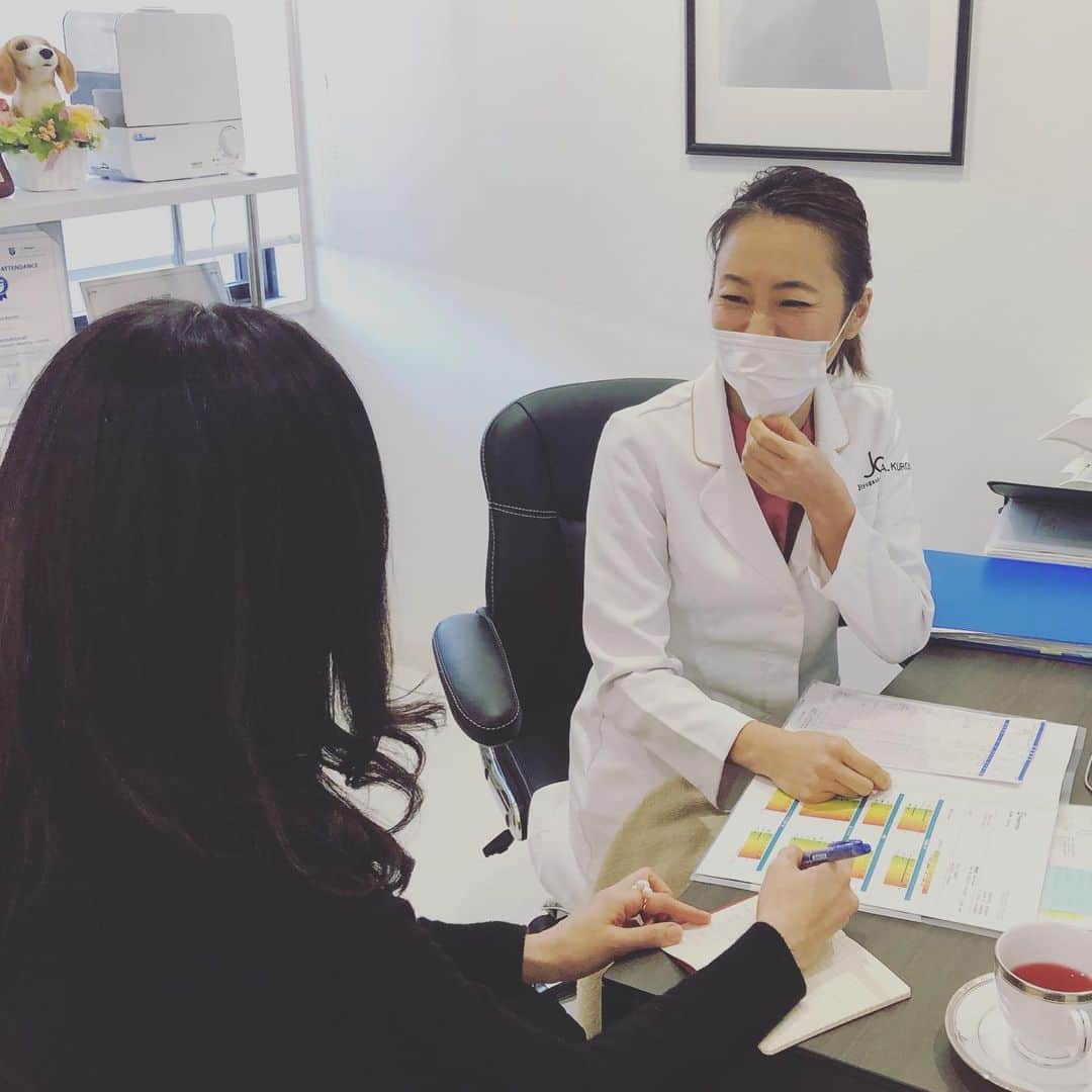 のインスタグラム：「今日の取材は アスリート系雑誌の取材✨ やっぱりアスリート系、食事、栄養系の取材は楽しいな♪ #取材  #アスリート女医 #トライアスリート女医 #美容アンチエイジング専門医 #黒田愛美」