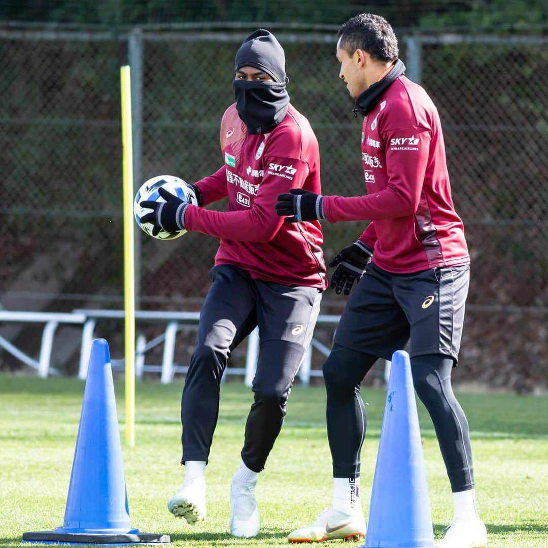 ヴィッセル神戸さんのインスタグラム写真 - (ヴィッセル神戸Instagram)「2 more days until the Super Cup 🏆 .  #vissel #visselkobe #ヴィッセル #ヴィッセル神戸 #Kobe #神戸 #WeAreKobe #KobeForeverForward #一致団結 #JLeague #Jリーグ」2月6日 14時59分 - visselkobe