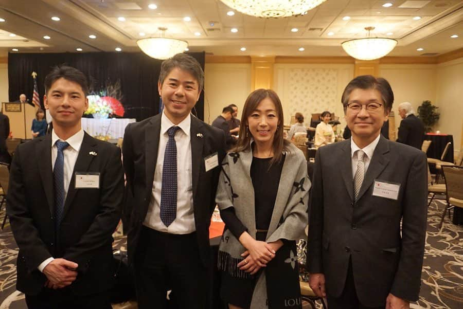 村主章枝さんのインスタグラム写真 - (村主章枝Instagram)「Honored to invite at New Year's reception party hosted by the Consul General of Japan in San Francisco Mr. Iryu and The Honorary Consul General in Las Vegas Ms.Kathleen Blakely. We are having the Olympic Games this year in Tokyo. I wish a lot of success at this Olympics  在サンフランシスコ日本国総領事館、井龍首席領事、またキャサリン・ブレイカリー ラスベガス名誉総領事主催の新年会にお招きいただきました。 今年は、東京でオリンピックが開催されます。多くの方々に喜んでいただける大会となるよう、海外でも一生懸命活動したいと思います。 #lasvegas  #ラスベガス在住  #tokyoolympic  #東京オリンピック」2月7日 2時32分 - fumie.suguri