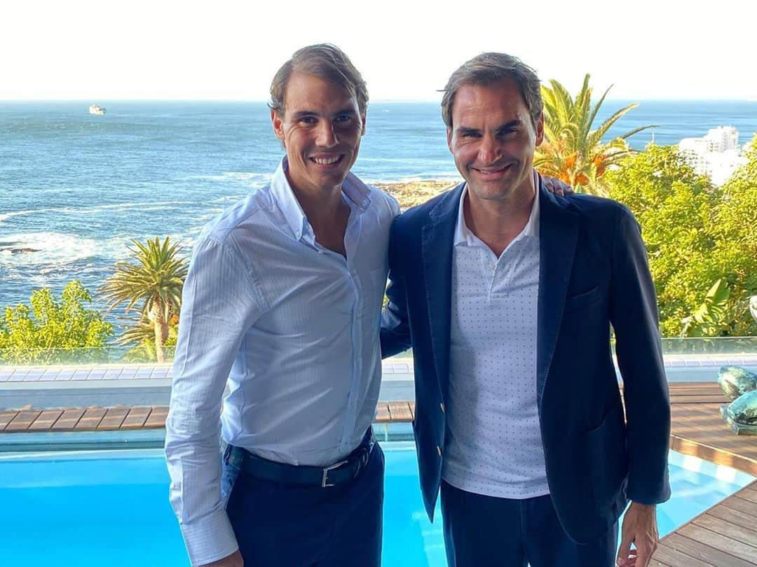 ラファエル・ナダルさんのインスタグラム写真 - (ラファエル・ナダルInstagram)「#MatchInAfrica  Super happy to be in Cape Town sharing this unique event with my friend @rogerfederer」2月7日 2時07分 - rafaelnadal