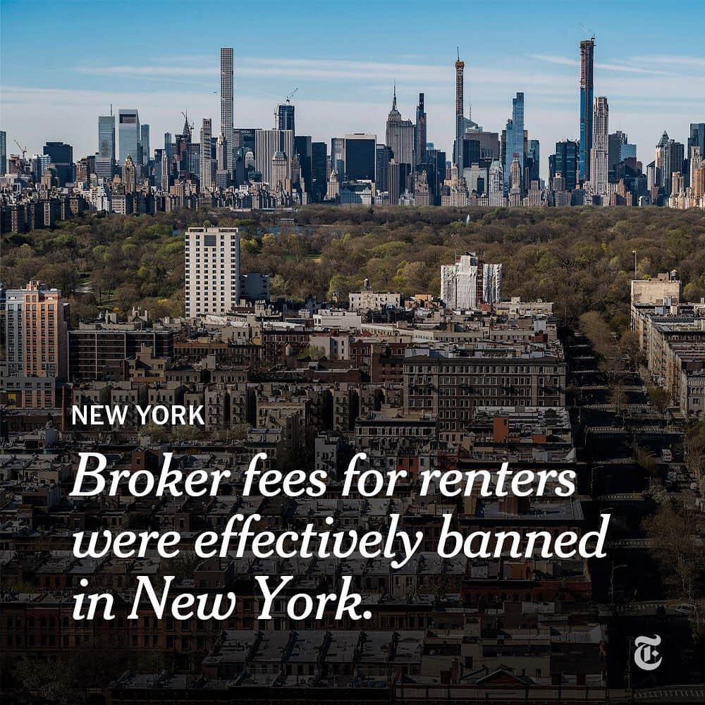 ニューヨーク・タイムズさんのインスタグラム写真 - (ニューヨーク・タイムズInstagram)「In an unexpected addendum to last year’s rent laws, New York state regulators said renters who hunt for apartments without hiring a broker can no longer be charged broker fees, which have long amounted to as much as 15% of the annual lease. New York is one of the few cities in the country with a broker industry that has such financial leverage over how people rent apartments, and the move will potentially upend the market and deliver the latest blow to an industry already reeling from new regulations and sweeping tenant protections. Do you live in New York? Tell us about your experience with brokers (and those fees) in the comments, or tap the link in our bio for more information.」2月7日 2時30分 - nytimes