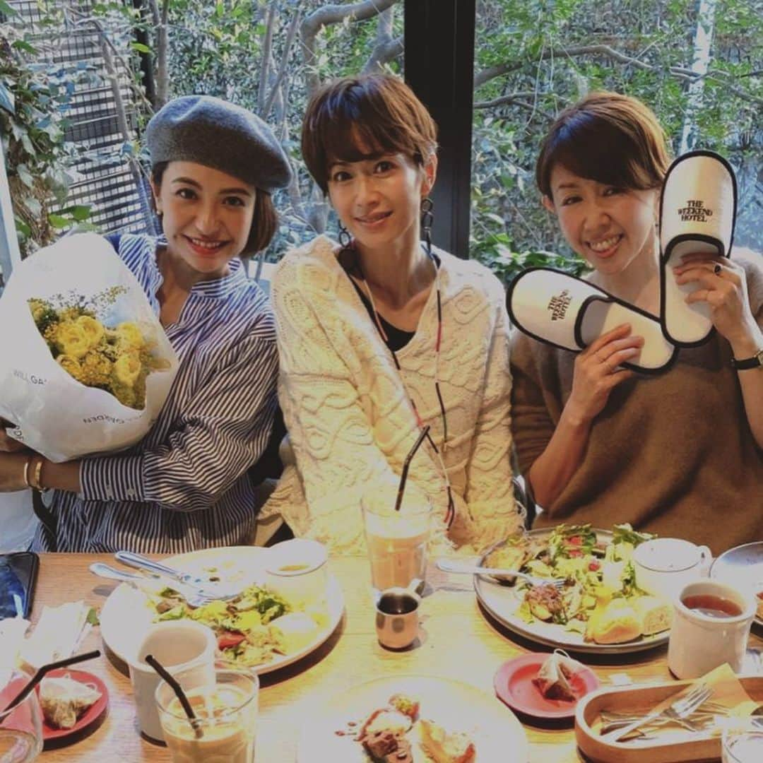 畑野ひろ子さんのインスタグラム写真 - (畑野ひろ子Instagram)「@megumi_mikimoto と、、、 @naosuke0807 も後から合流してくれて、あっという間の時間😆 話し足りない😂😂😂」2月6日 17時51分 - hiroko_hatano_