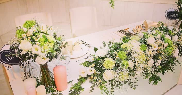 ザ グランクレール【名古屋駅近結婚式場】のインスタグラム：「. . . Main Table Flower💐 . . ☆.。.:*・°☆.。.:*・°☆.。.:*・°☆.。.:*・°☆*:.. . 🔔ブライダルフェア🔔 2/8(土)&2/9(日) 9:00 / 13:30 / 18:00  平日ももちろんご案内可能です！ . ブライダルフェアのご予約は、当式場インスタグラム TOPページからがスムーズです✨✨ ⇒ @thegrandcreer . . スタッフ一同皆様のお越しを 心よりお待ちしております☆★ . . ☆.。.:*・°☆.。.:*・°☆.。.:*・°☆.。.:*・°☆*: . . ＝＝＝CREER グループ＝＝＝ @thegrandcreer @biancara_hillside_terrace @biancara.marina.terrace @creer_bayside @club_de_creer_geihinkan ☎️052-561-7777 🔎⇒ www.creer.jp/ ＝＝＝＝＝＝＝＝＝＝＝＝＝ . . #名古屋 #結婚式 #結婚式準備 #ザグランクレール #creer #wedding #natural #ナチュラルウェディング #カラフル #インスタ映え #フォトジェニック #コーディネート #写真好きな人と繋がりたい #お洒落な人と繋がりたい #2019秋婚 #marry #marry花嫁 #weddingparty #プレ花嫁 #プレ花嫁さんと繋がりたい #卒花嫁 #卒花嫁さんとも繋がりたい #ハナコレストーリー #サプライズ #ブライダル #ブライダルフェア #結婚式レポ #クレール花嫁 #ウェディングニュース . . ☆.。.:*・°☆.。.:*・°☆.。.:*・°☆.。.:*・°☆*:..」