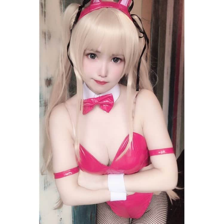 赤木クロさんのインスタグラム写真 - (赤木クロInstagram)「英梨々のバニーガール 🐰 テカテカのバニーが好きです！ . . .  #コスプレ #cosplay # #anime #selfie #photography #otaku #girl #subcultures #japanese #japan #冴えない彼女の育てかた #冴えカノ #冴えない彼女の育てかたb #saekano #saekanocosplay #saenaiheroinenosodatekata #saenaiheroinenosodatekataflat #saenaiheroinenosodatekatacosplay #英梨々 #澤村スペンサー英梨々 #sawamuraspencereriri」2月6日 18時50分 - akagikuro