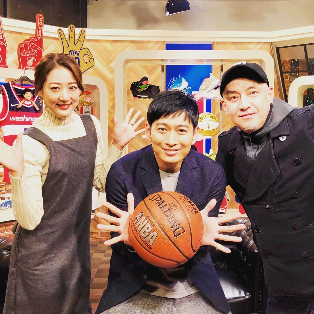 松田悟志さんのインスタグラム写真 - (松田悟志Instagram)「今日も盛り沢山ですよー😎✨❤️🏀 #NBArakuten #DAILY9 #9時から」2月6日 19時55分 - matsuda_satoshi1216