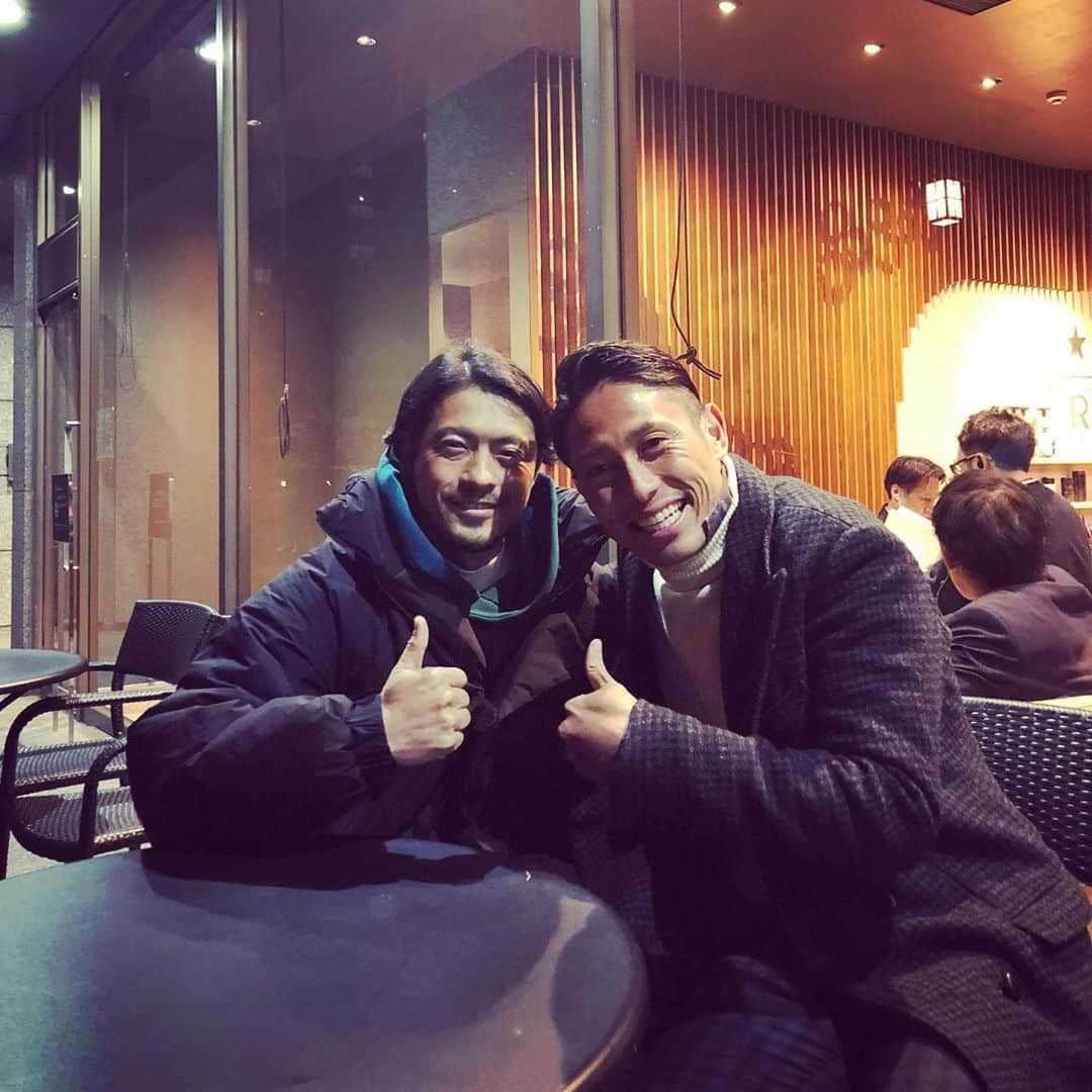 のインスタグラム：「森脇選手⚽️ ・ 新たなプロジェクトのため京都に来たのですが、さっそく捕まりました… ・ それにしても、本当によく喋るなー笑 ・ @moriwaki46_official @kyotosanga_official ・ #football #soccer #kyoto」