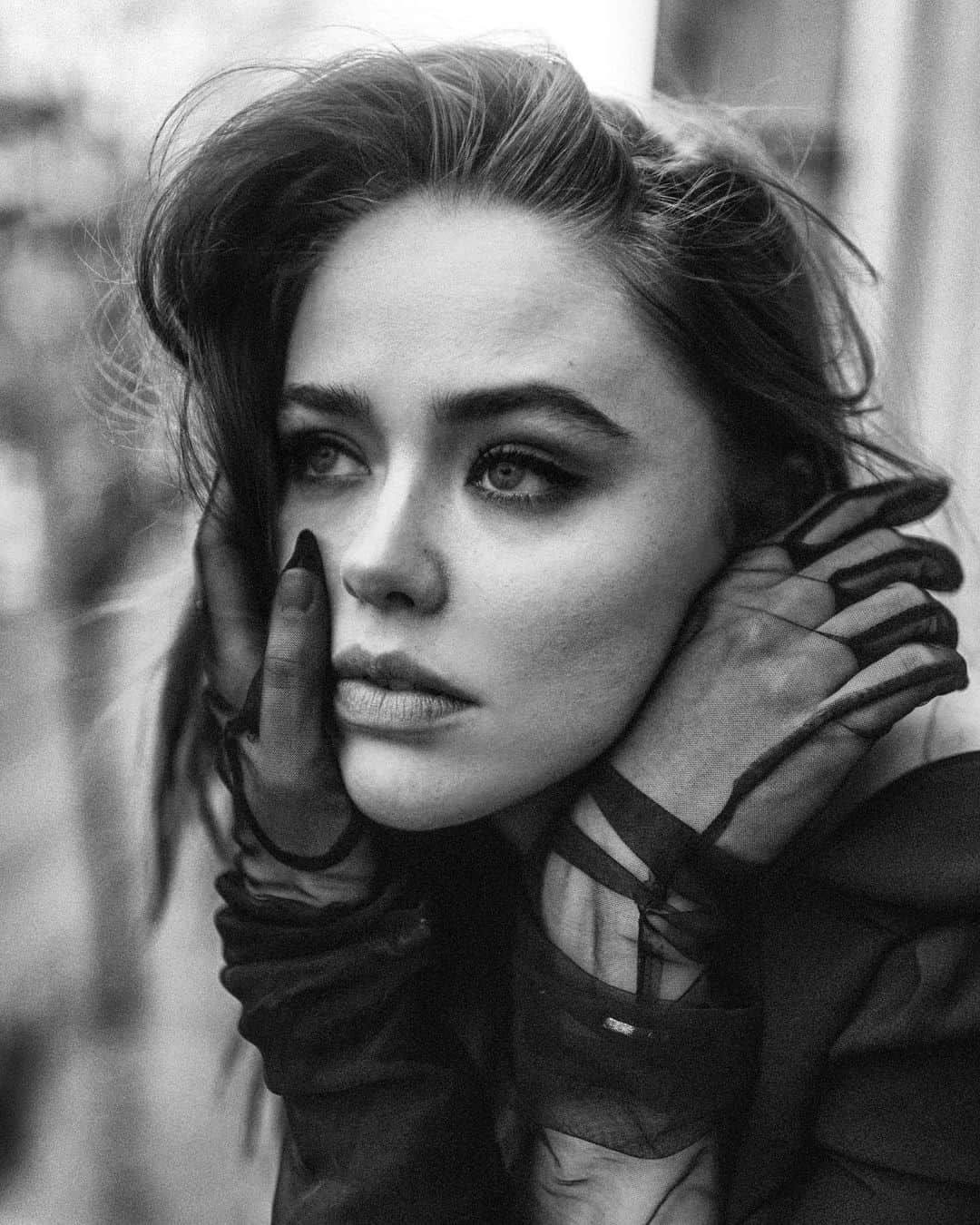 クリスティナ・バザンのインスタグラム：「Another one by the talented @theogosselin, always making life feel like a movie still 🎞」