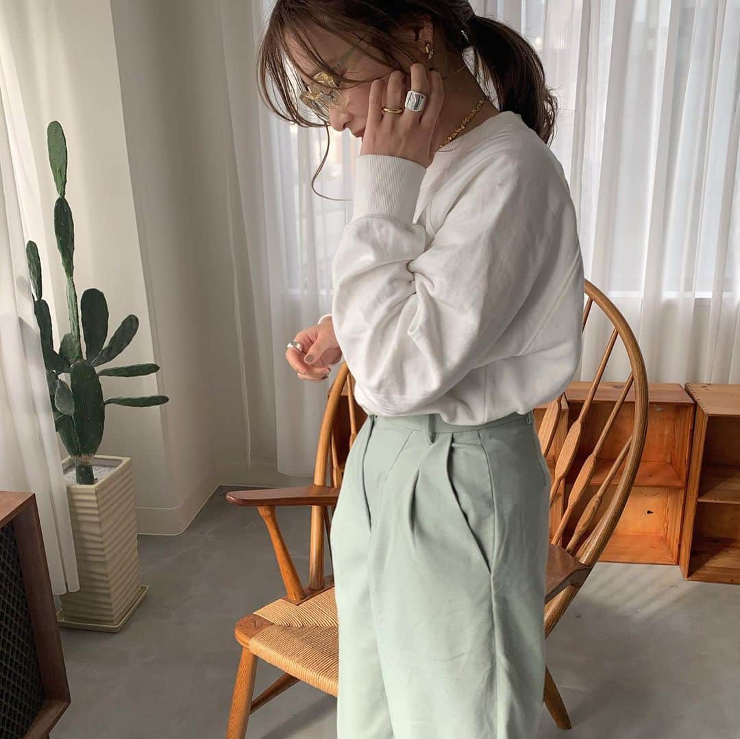 高田茉実さんのインスタグラム写真 - (高田茉実Instagram)「𝙴𝚢𝚎 𝚠𝚎𝚊𝚛👓 beamsのです♡ #beamsdesign  #sunreeve」2月6日 20時58分 - __mamico