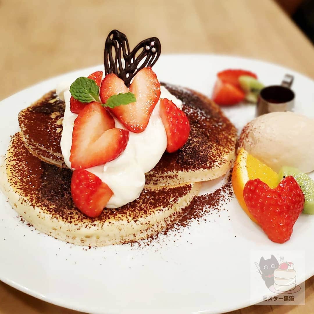 ミスター黒猫（黒猫仙人）のグルメインスタ