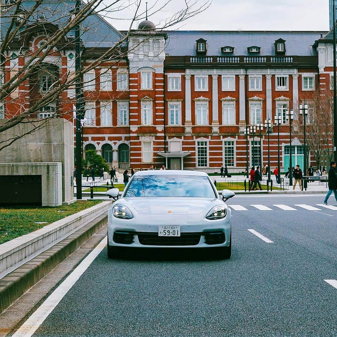 hiderin777のインスタグラム：「Porsche🚘 . あの「ポ•ル•シ•ェ」がプレミアムカーレンタルサービスを開始しました。 何千万もする高級車ポルシェ。 それがなんと今レンタル出来ちゃいます。 ビジュアル、音、性能、すべてが超一流のポルシェをあなた自身で体感してみてください。 . . 乗り心地最高だったよ💨 . 詳しくは↓を見てね。 . 　http://bit.ly/30uwDLe . #PorscheDrive #PR #Porche #ポルシェ . .  shot by 日出木りんご　@ringostar.desu . .」