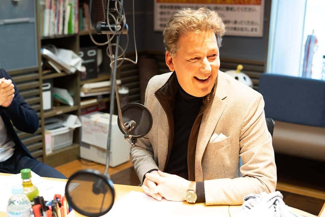 TBSラジオ「ジェーン・スー 生活は踊る」さんのインスタグラム写真 - (TBSラジオ「ジェーン・スー 生活は踊る」Instagram)「え？ #生活は踊る に #ピエールマルコリーニ さんが…まだ信じられない…  #チョコレート #so954 #バレンタインデー」2月6日 22時47分 - seikatsu954905