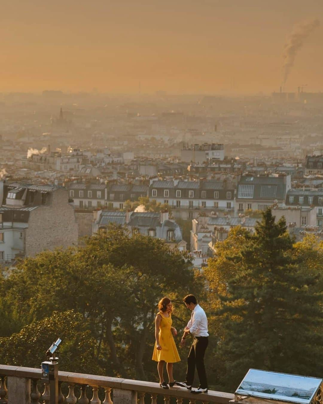 VuTheara Khamさんのインスタグラム写真 - (VuTheara KhamInstagram)「La La Land, Montmartre, Paris (2017) w/ @daphnemoreau @doufiz One of my favorites pictures with dancers 🕺💃」2月7日 0時55分 - vutheara