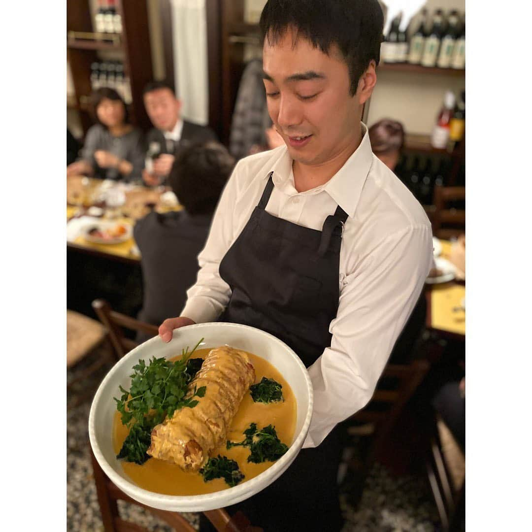 鈴木サチさんのインスタグラム写真 - (鈴木サチInstagram)「少し前ですが、 1月恒例の日本での肉の日に参加して来ました😘👍 今回は銀座に昨年11月下旬にオープンしたばかりのヴェネツィア・ヴェネト料理を中心としたお店 Osteria da ada(オステリア・ダ・アダ)での開催！ まだまだ食べられたけど、、、 腹八分目にしときました😅 実は撮り忘れた料理もあり、この他にもまだお肉料理とデザートとカフェも、、、 近年は年2回のペースで会っている横田夫妻とも気が付いたら10年以上のお付き合いに。 いつもありがとうございます！  #mama #mother #model #family #kids #baby #tokyo #japan #肉の日 #italian #ginza #osteriadaada」2月7日 11時07分 - sachi_suzuki