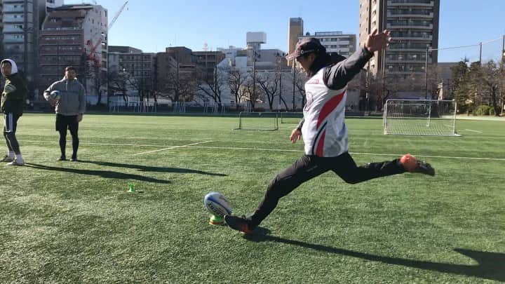 君島良夫のインスタグラム：「KICKING 👟💥🏉 @jekicking #JEK @xbladesrugbyjp #XBladesJp」