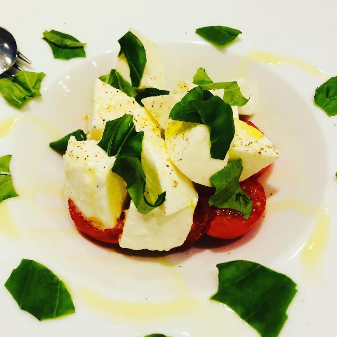 原日出子さんのインスタグラム写真 - (原日出子Instagram)「久々の IWAI✨ 美味しかった〜〜💖 #イタリアン #美味しいもの #デザートはチーズ #シンプルな味 #外食」2月7日 8時51分 - hara_hideko