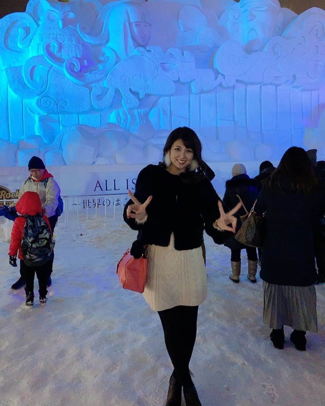 神谷麻美さんのインスタグラム写真 - (神谷麻美Instagram)「念願の#雪まつり 💗☃️❄️💗 #雪 だぁ💖❄☃💖 #札幌 💖☃️❄️ ｡ﾟﾟ｡ﾟ｡雪ﾀﾞ(*´艸`)ε3｡ﾟε3｡ﾟﾟ｡ﾟ｡❤ ❄☃️💗☃️❄️」2月7日 10時07分 - asamice428
