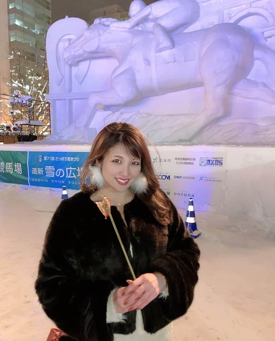 のインスタグラム：「念願の#雪まつり 💗☃️❄️💗 #雪 だぁ💖❄☃💖 #札幌 💖☃️❄️ ｡ﾟﾟ｡ﾟ｡雪ﾀﾞ(*´艸`)ε3｡ﾟε3｡ﾟﾟ｡ﾟ｡❤ ❄☃️💗☃️❄️」