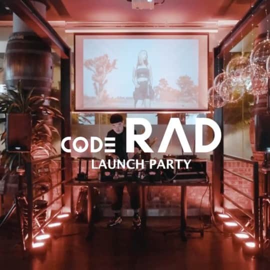 ジンジョー・リーのインスタグラム：「Whole video is at @coderadbyjinjoo IGTV! 💃🏻🔥」