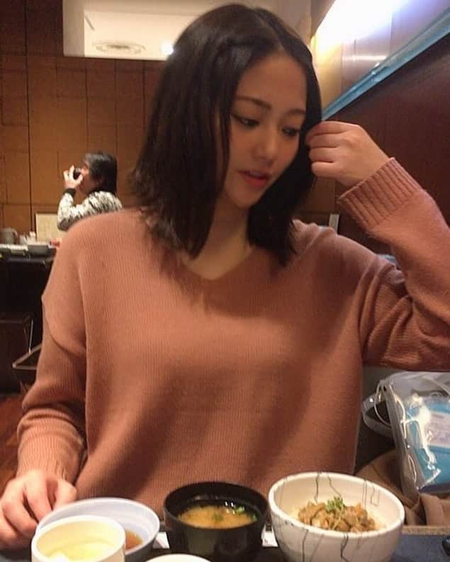 東城りおのインスタグラム：「美女飯∩^ω^∩」