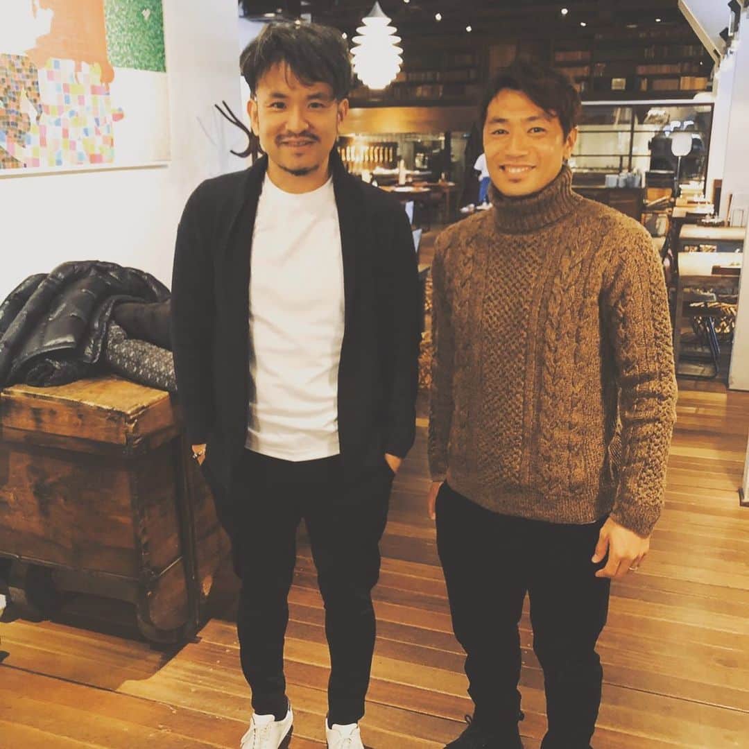 梅崎司さんのインスタグラム写真 - (梅崎司Instagram)「小宮さんとのサッカー談議。 楽しくいつも通りあっという間でした。 サッカーは奥深い。」2月7日 20時42分 - umeman7