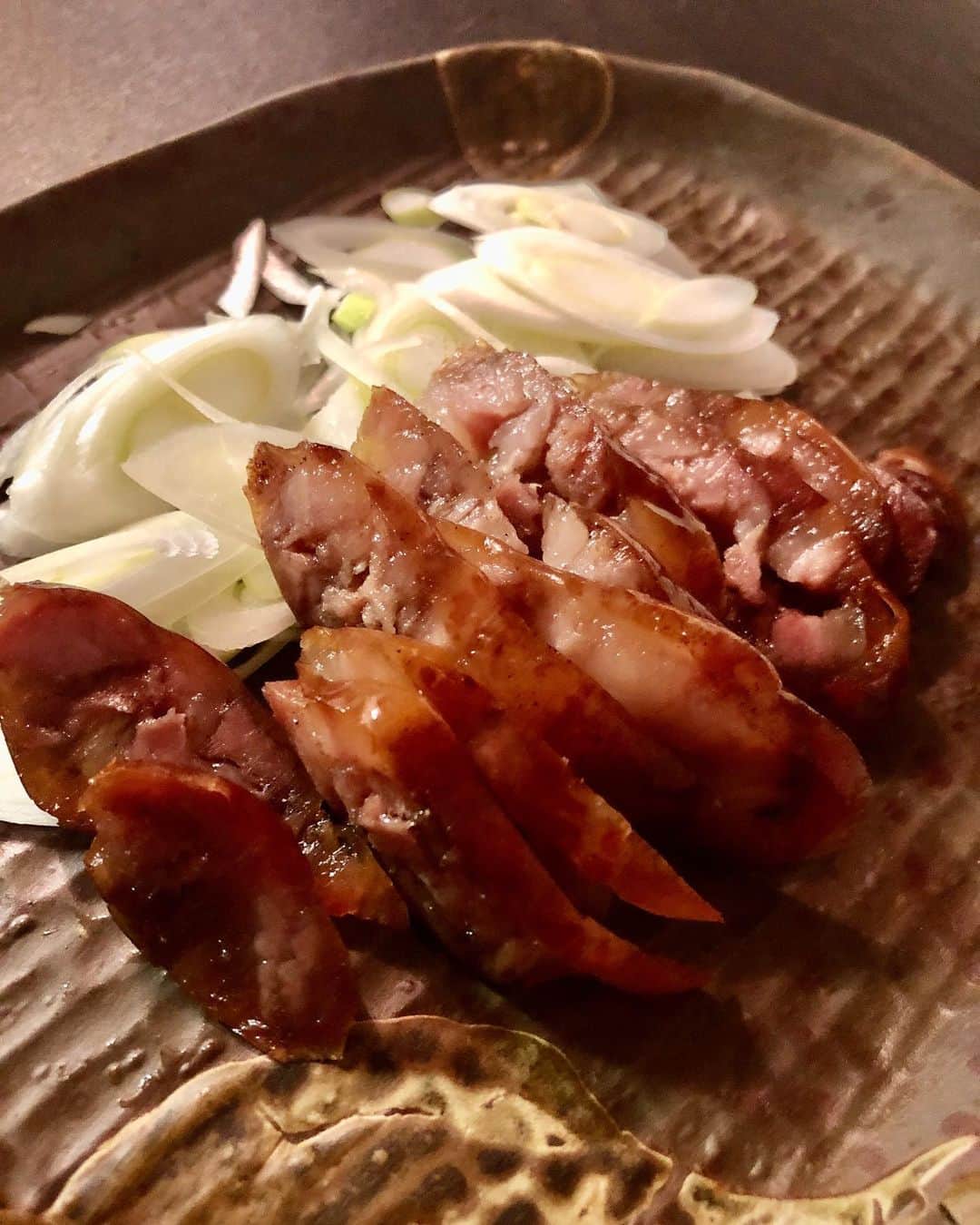 のインスタグラム：「今夜のメインは 母お手製 #腸詰め 😍 #世界一の腸詰め  #ヘルシー家ご飯 #美容アンチエイジング専門医  #黒田愛美」