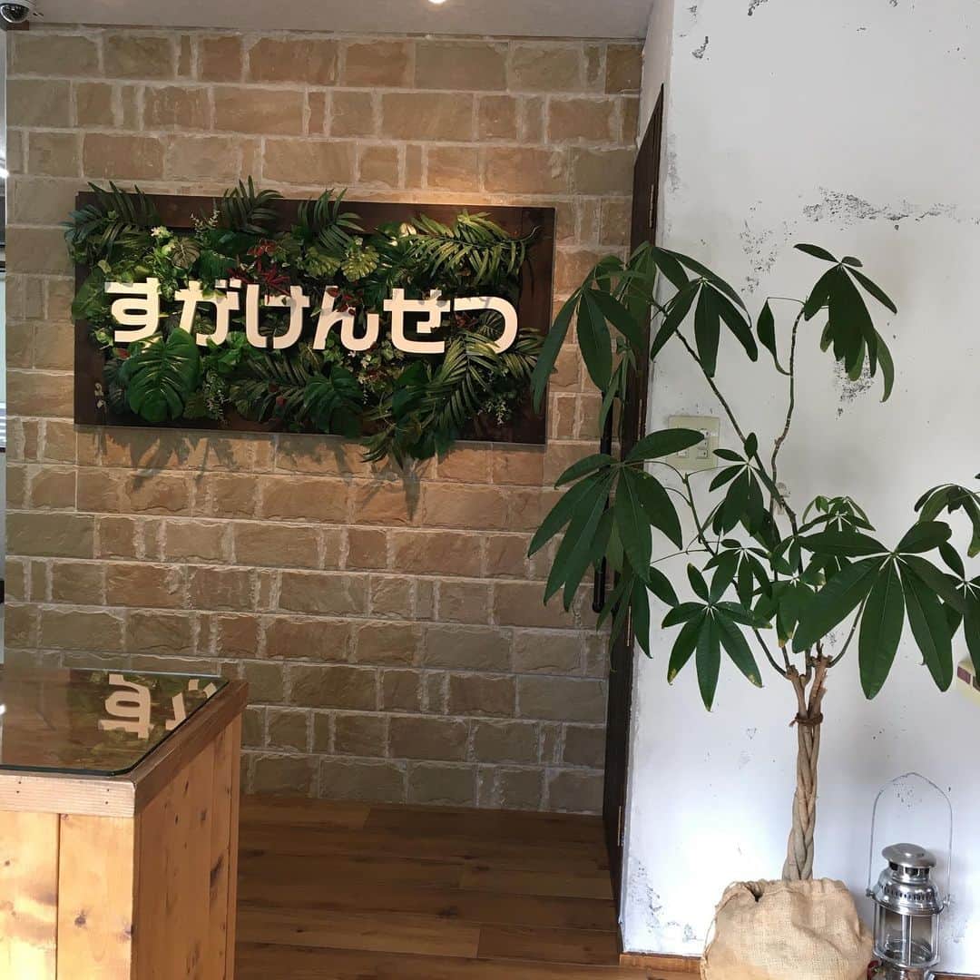 すがけんせつ(須賀建設株式会社）のインスタグラム：「ホームページリニューアルしました！ よろしくお願いいたします^_^ #すがでリフォーム」