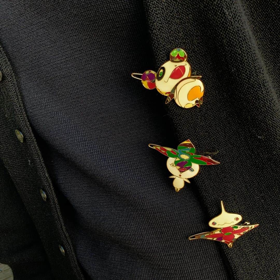 Vintage Brand Boutique AMOREさんのインスタグラム写真 - (Vintage Brand Boutique AMOREInstagram)「Louis Vuitton x Takashi Murakami Hair pins - three-piece-set」2月7日 15時15分 - amore_tokyo