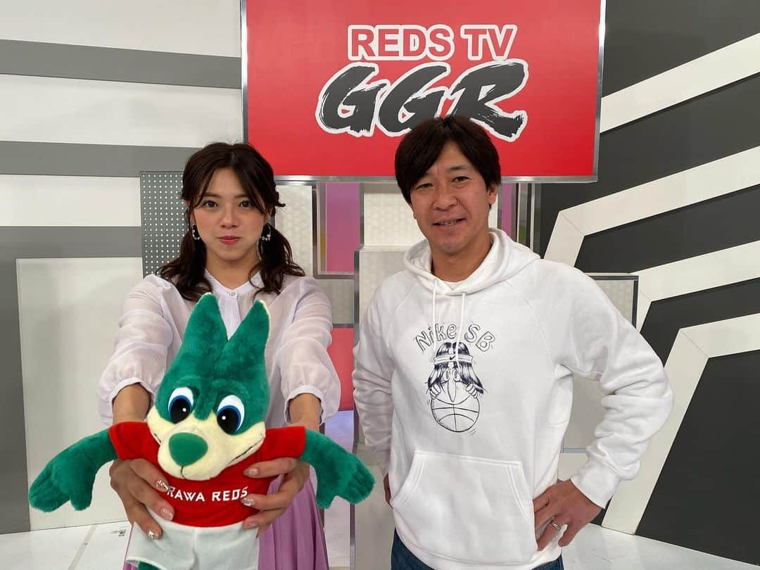 水内猛さんのインスタグラム写真 - (水内猛Instagram)「今週のテレ玉GGR！沖縄で行われたレッズのトレーニングマッチ、ギラヴァンツ北九州、東京ヴェルディとの2試合のハイライト！先週に引き続き、岩波拓也選手のインタビュー！よろしくどうぞ〜 #テレ玉 #GGR #浦和レッズ #沖縄キャンプ #トレーニングマッチ #ギラヴァンツ北九州 #東京ヴェルディ #岩波拓也 #インタビュー #わちみなみ」2月7日 15時49分 - takeshimizuuchi